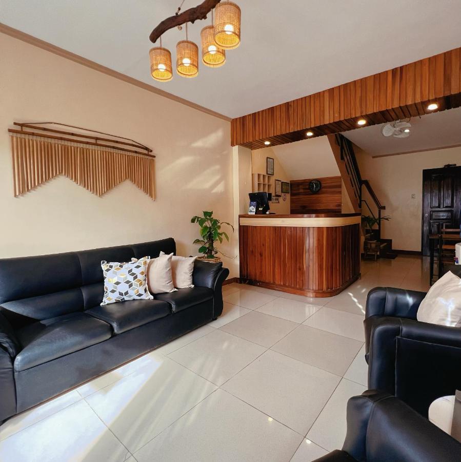 Balayong Pension Puerto Princesa Buitenkant foto