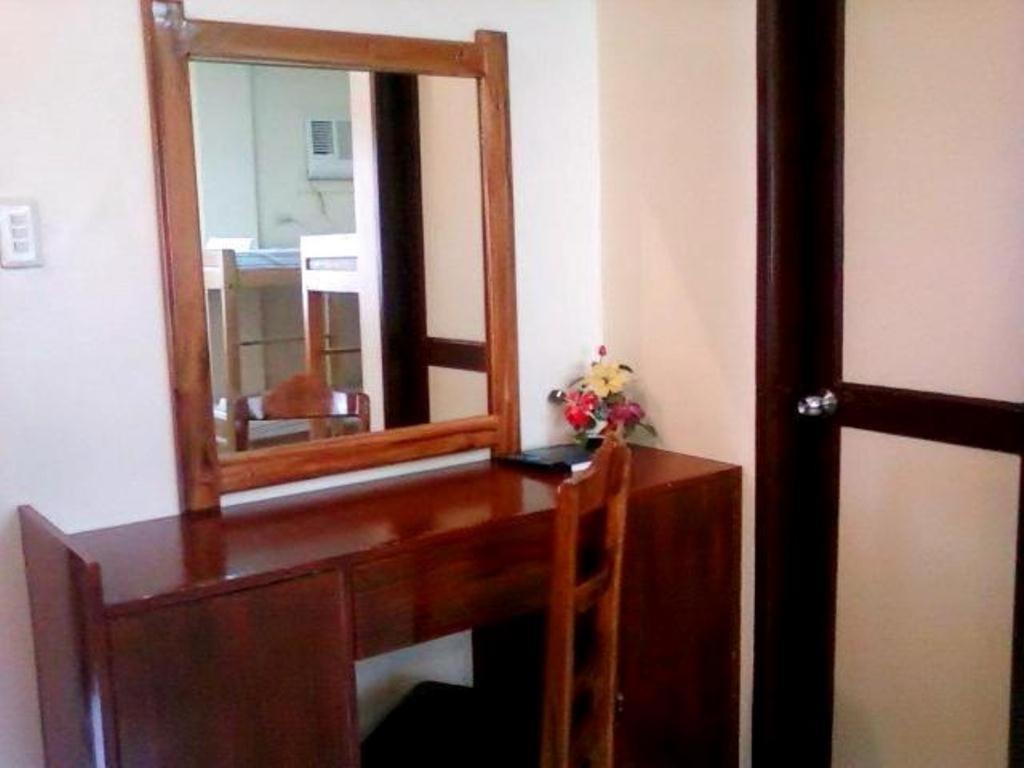Balayong Pension Puerto Princesa Kamer foto