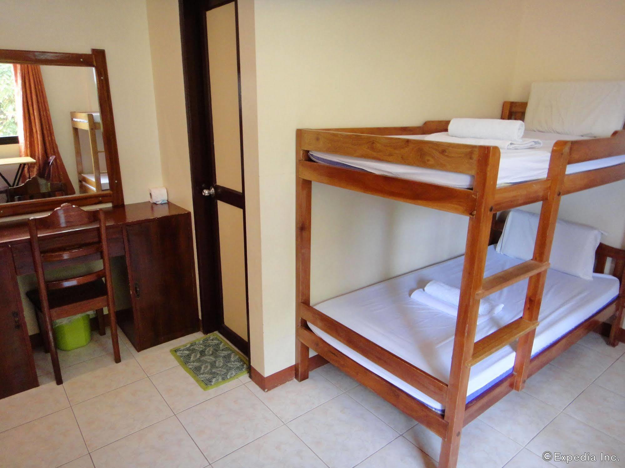 Balayong Pension Puerto Princesa Buitenkant foto