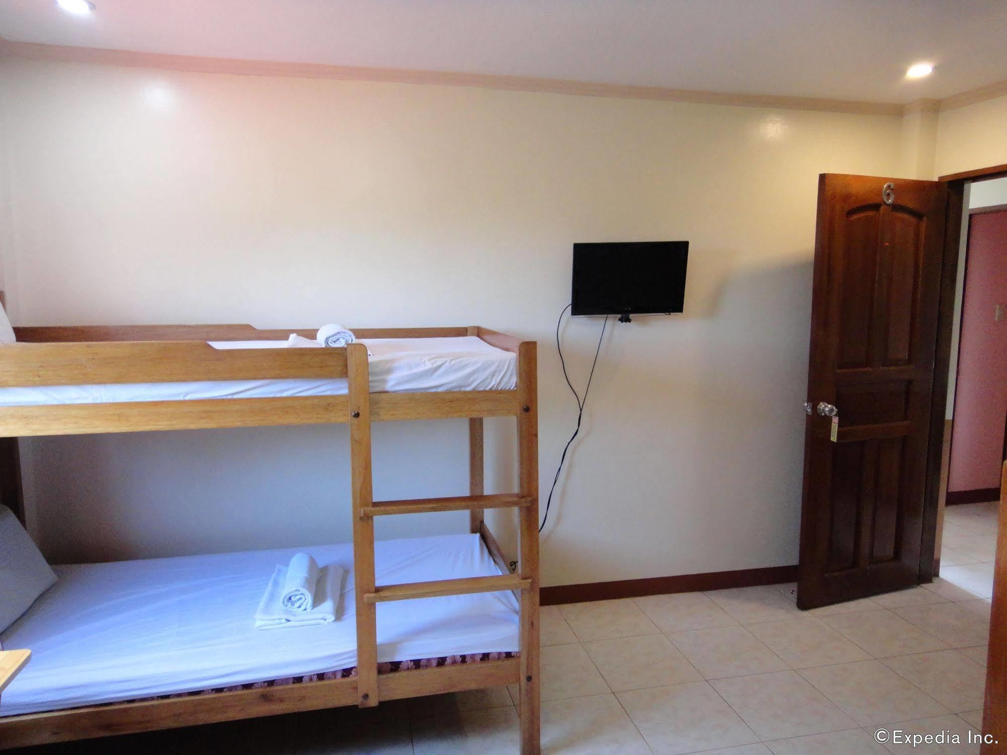 Balayong Pension Puerto Princesa Buitenkant foto