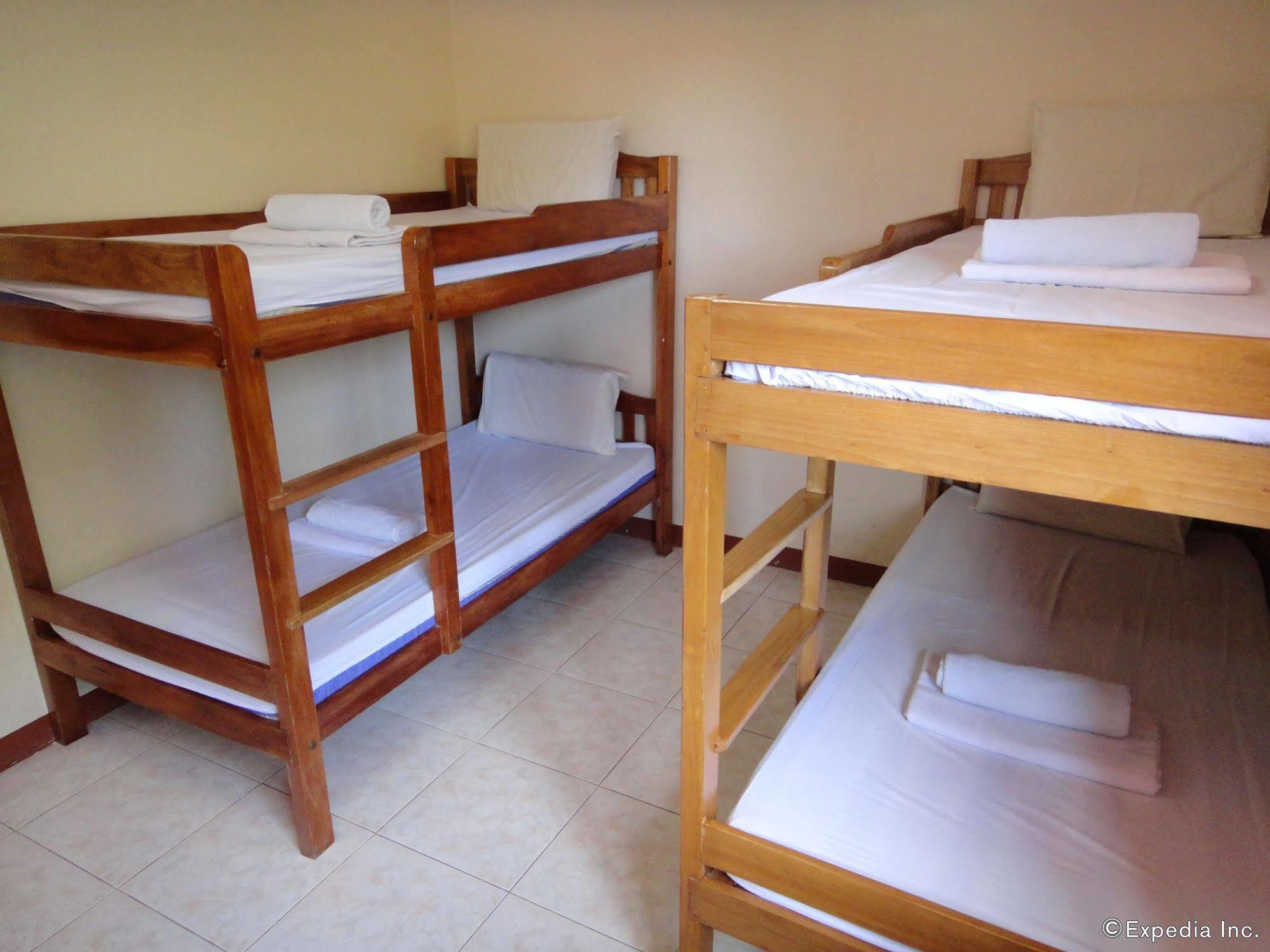 Balayong Pension Puerto Princesa Buitenkant foto