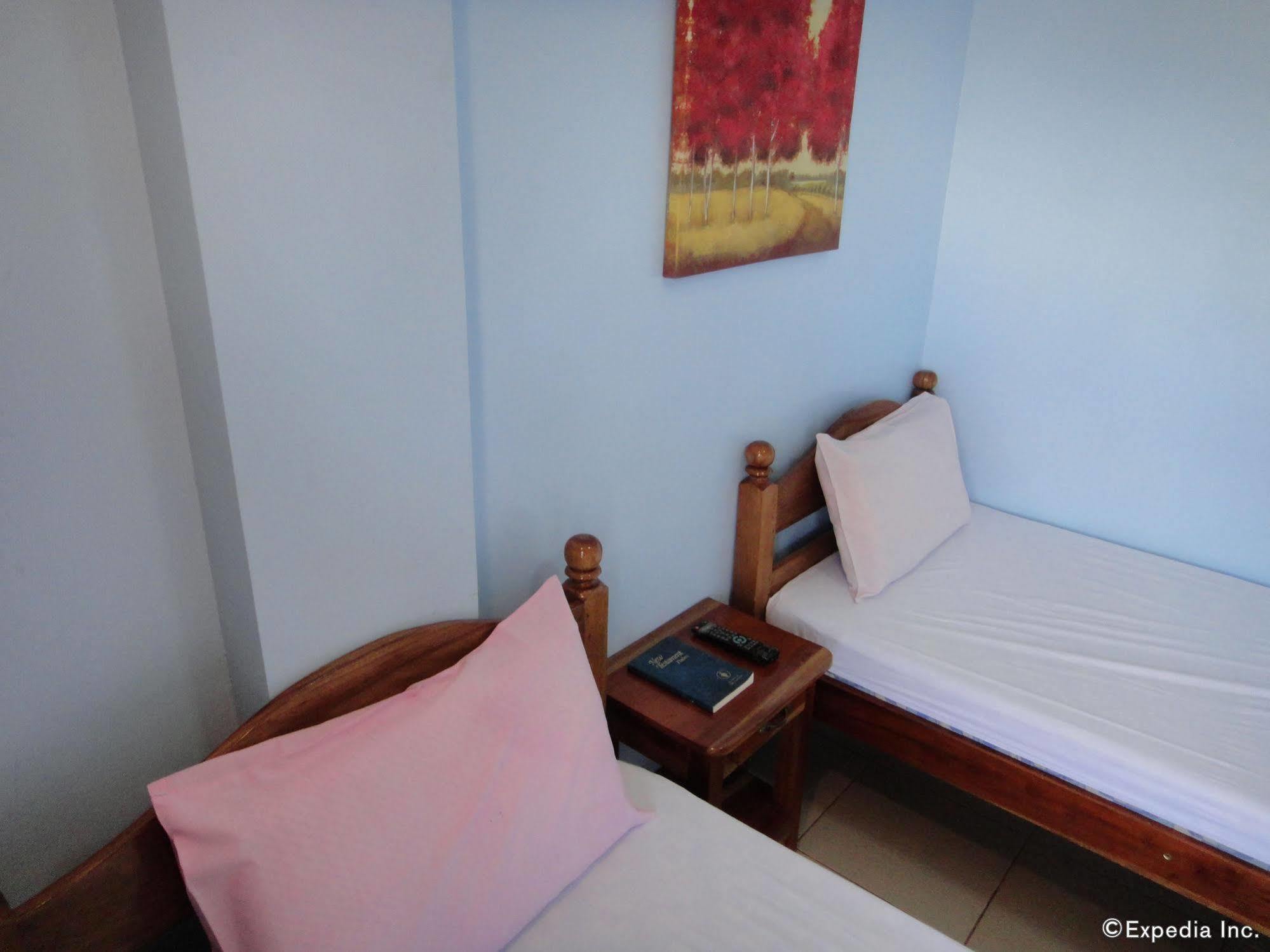 Balayong Pension Puerto Princesa Buitenkant foto